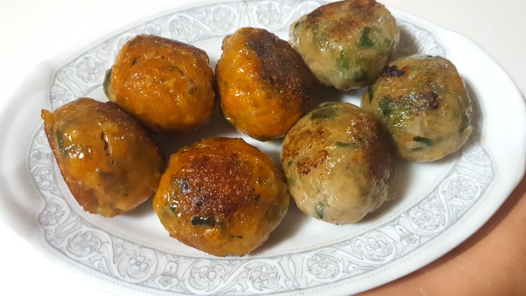  밀양맛집굴림당 동글한만두 굴림만두