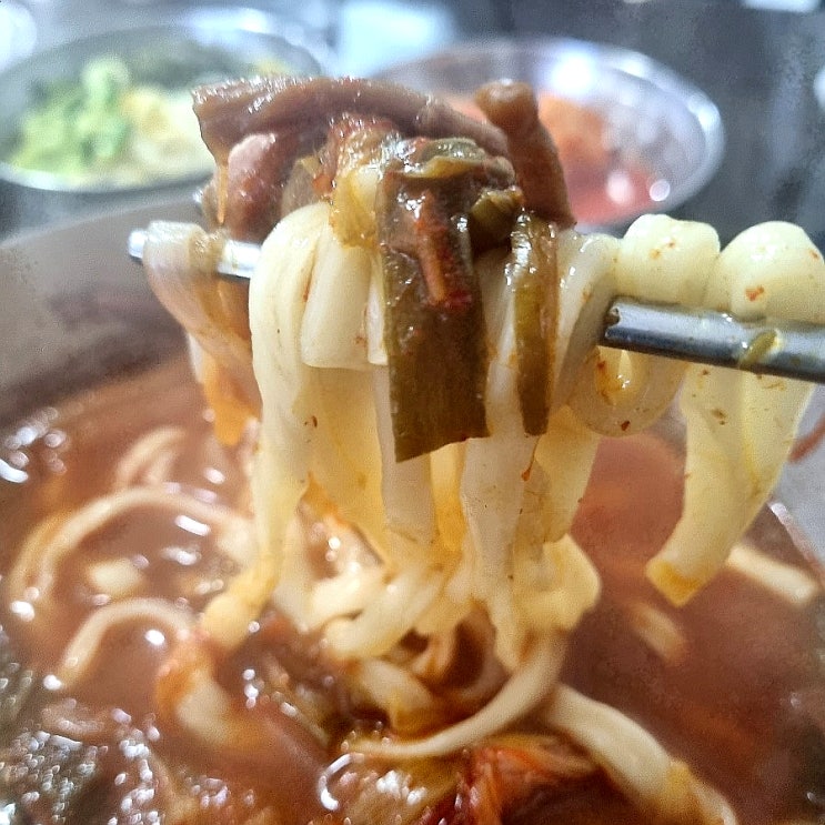  [서울 용산구] 문배동육칼 본점 : 최자로드 육개장칼국수 (삼각지역 맛집)
