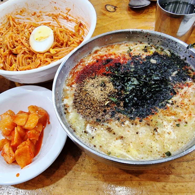  전주 한옥마을 1박 2일 여행 :: 먹부림 편 - 전주 물짜장 '노벨반점' / 베테랑 칼국수 / 한옥마을 길거리 음식 모음