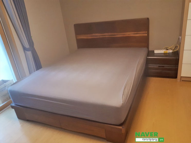 원목수납침대 너무 고급스런 디자인 아이젠하임에서 구매했어요! 원목수납침대 너무 고급스런 디자인 아이젠하임에서 구매했어요!