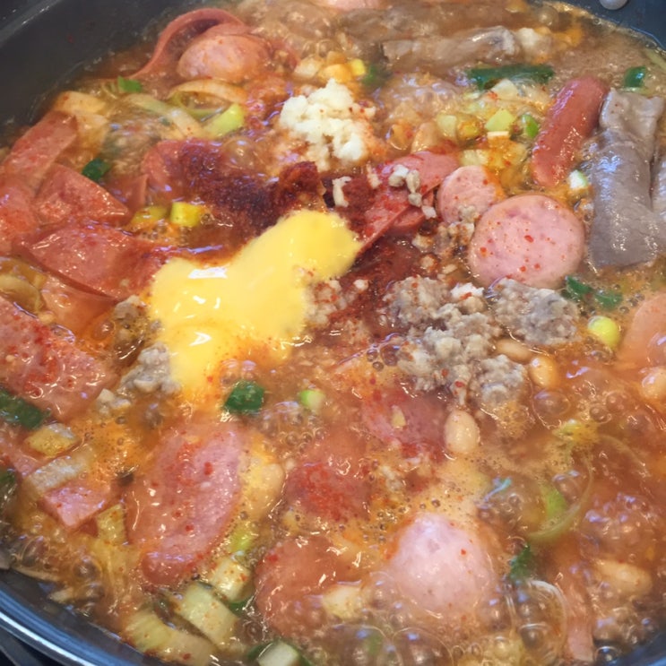  김치도 맛있었다 금주네 송탄 부대찌개