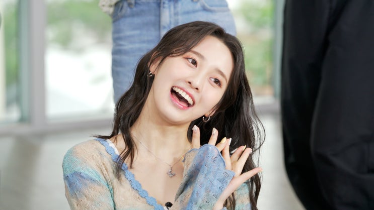  트위터(Twitter)} 라잇썸(LIGHTSUM) - 나영(NAYOUNG) [통통컬쳐(TongTongTV)] /210702