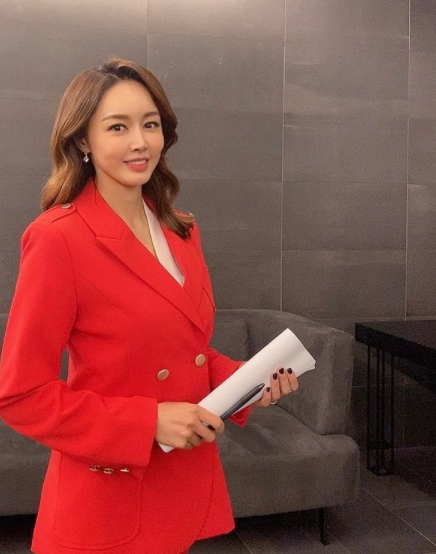 김민아 아나운서 골프구력 실력 프로필 키 나이 고향 학력 가족 부모 우 골프스윙 인스타그....