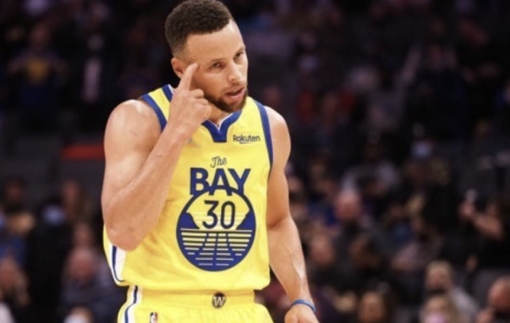 NBA 미국프로농구 4일 골든스테이트 피닉스 전체 1~2위 리턴매치 NBA 미국프로농구 4일 골든스테이트 피닉스 전체 1~2위 리턴매치