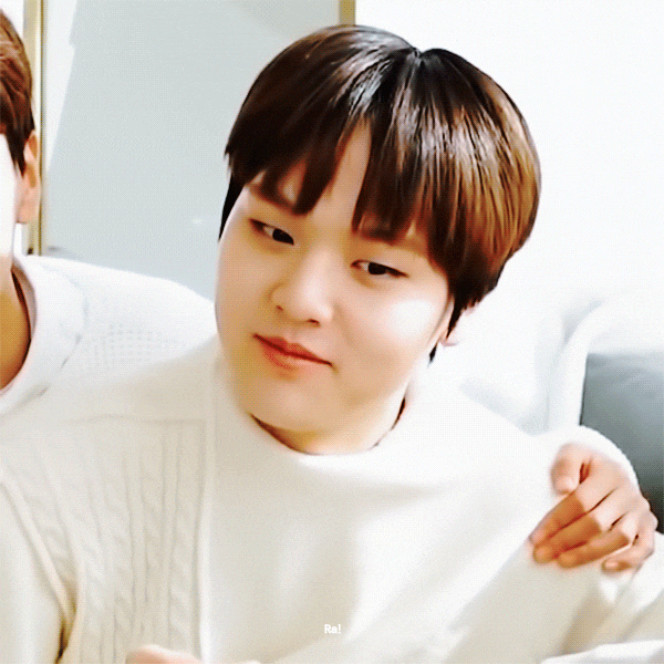 BAE173(비에이이173) 귀염둥이 햄찌 남도현 데뷔 1주년 기념 촬영 비하인드 움짤 모음! BAE173(비에이이173) 귀염둥이 햄찌 남도현 데뷔 1주년 기념 촬영 비하인드 움짤 모음!