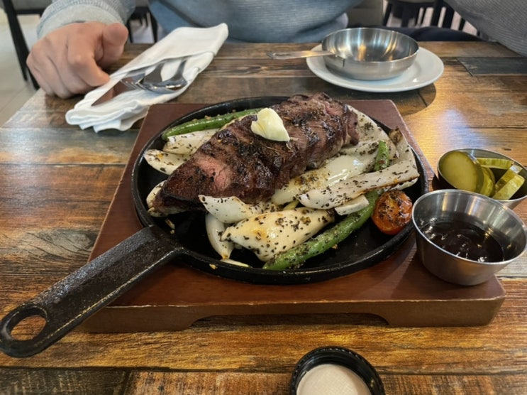  하남 미사맛집 크리스마스 데이트는 여기 Check plate , 파스타랑 리조또 , 스테이크 까지 양껏 부시기