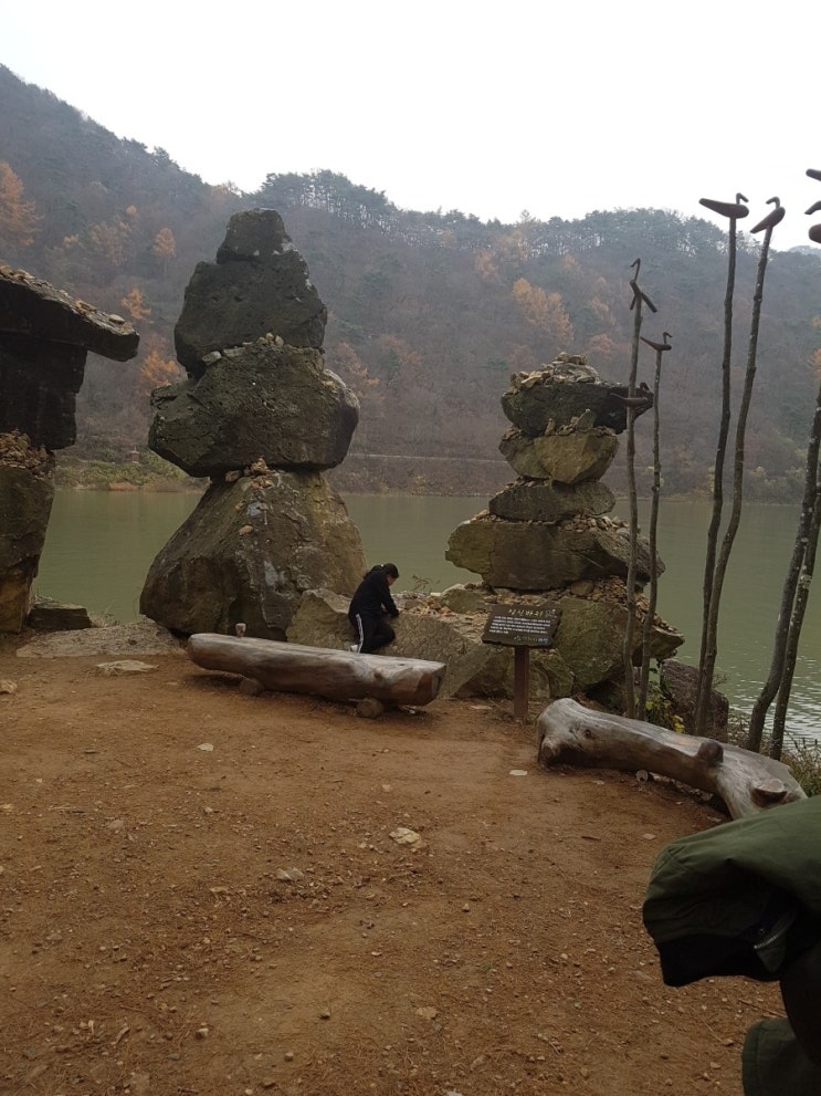  아서 쇼펜하우어: 작가는 두 종류뿐이다