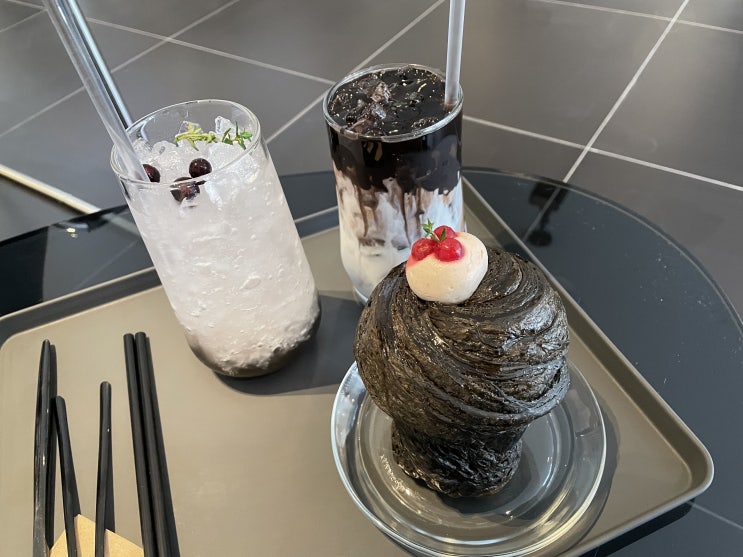  [광주 양림동 카페] 블랙 감성 양림동 디저트 카페 BLCK(비엘씨케이)