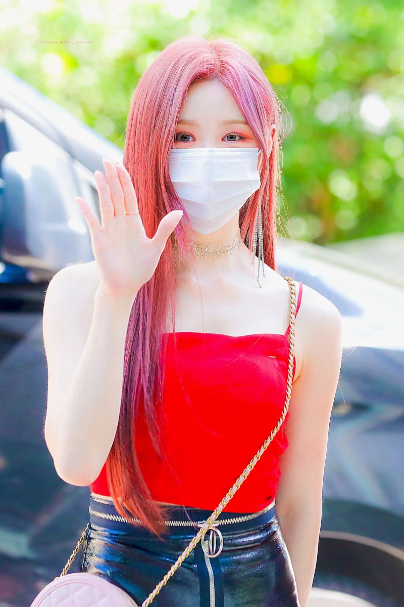 루나솔라 태령, 200922 LUNARSOLAR Taeryeong on the way to The Show 2P : 네이버 블로그