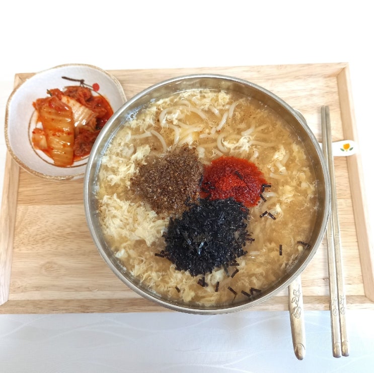 마켓컬리 인기상품 전주 베테랑 칼국수 밀키트