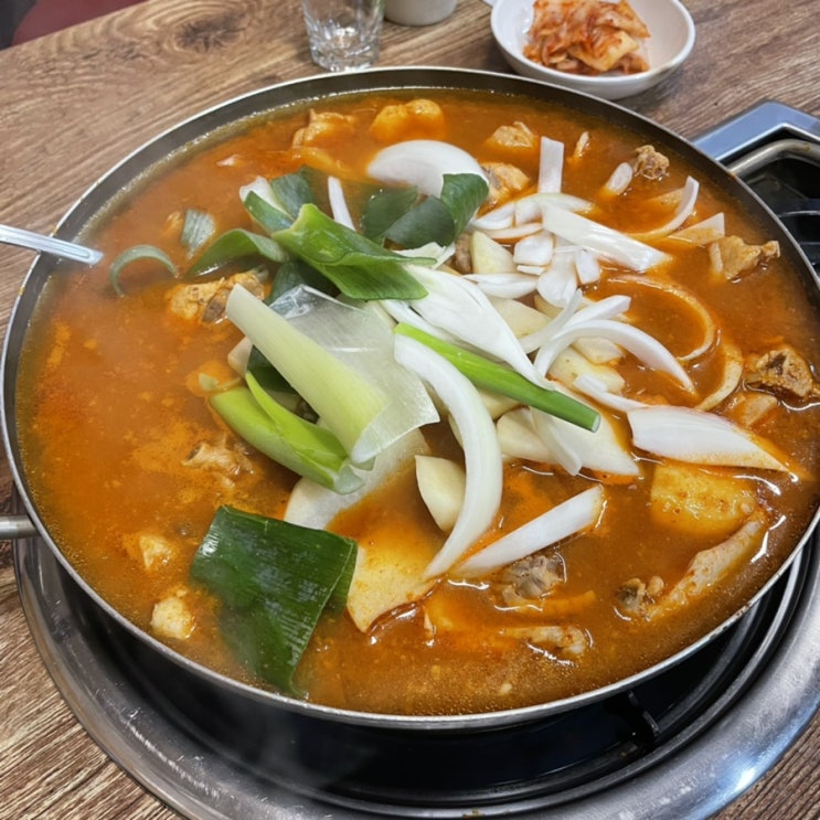  종로3가 익선동 최자로드 맛집 오죽이네 닭매운탕(칼국수 사리 꼭 드세요)