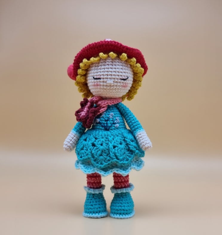  내돈내산 : Sue, the Lavender Girl by Nelly Shkuro : 코바늘인형