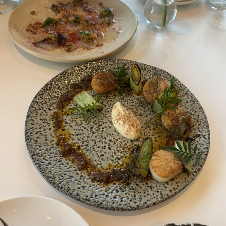  도산공원 아스트랄 wine bistro with 핀즈 - 압구정 파인다이닝