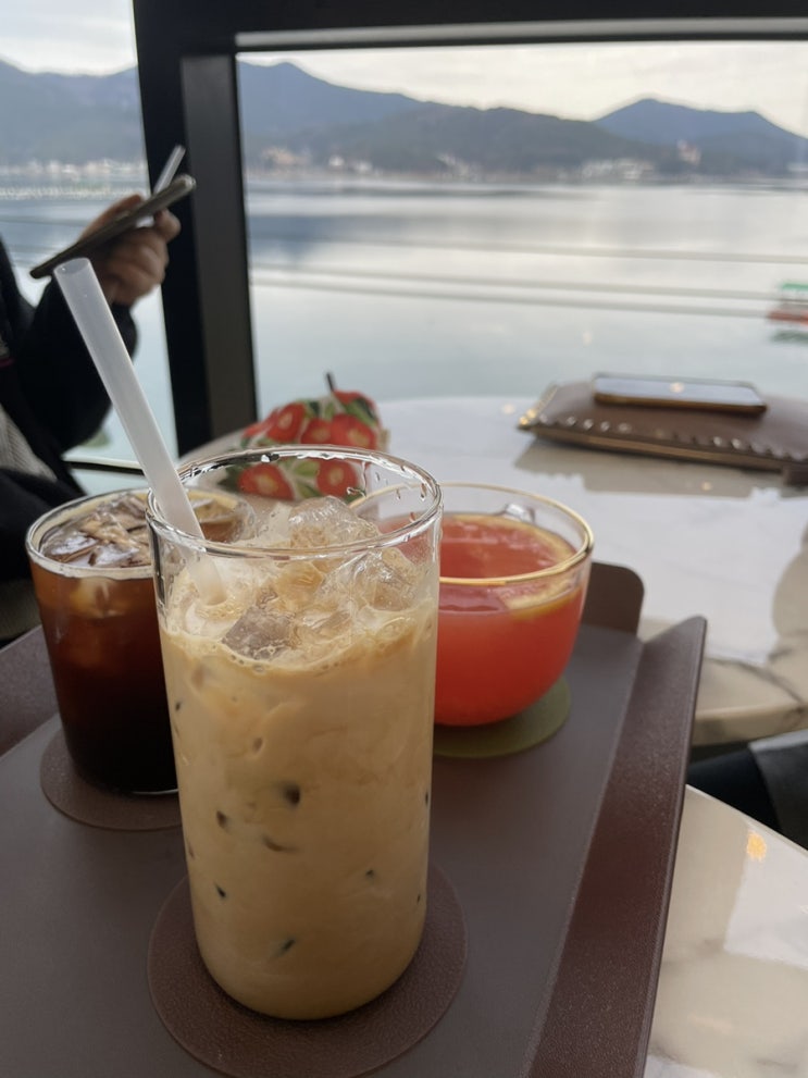  마산구산면카페'카페섬섬'굴 먹으러 갔다가 가본 카페후기!