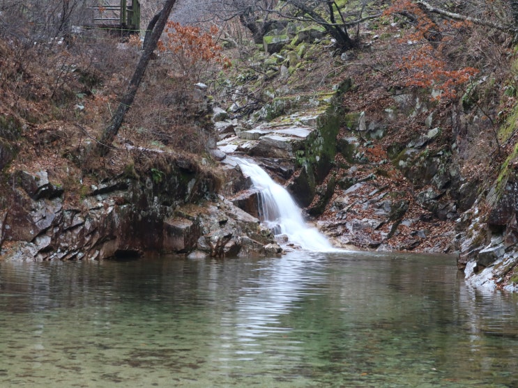 충북 괴산 가볼 만한 곳 쌍곡계곡, 쌍곡폭포 : 주차장은 그 앞에 휴게소(유료)