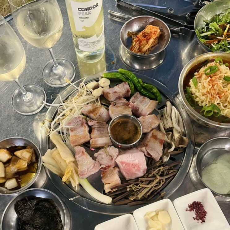  중문 모메든식당 끝내주는 백돼지고기 솔직후기