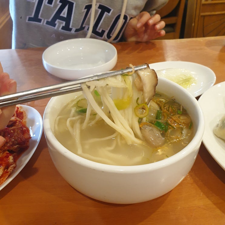  [경복궁 맛집] 5년 연속 미쉐린 가이드의 황생가 칼국수!!