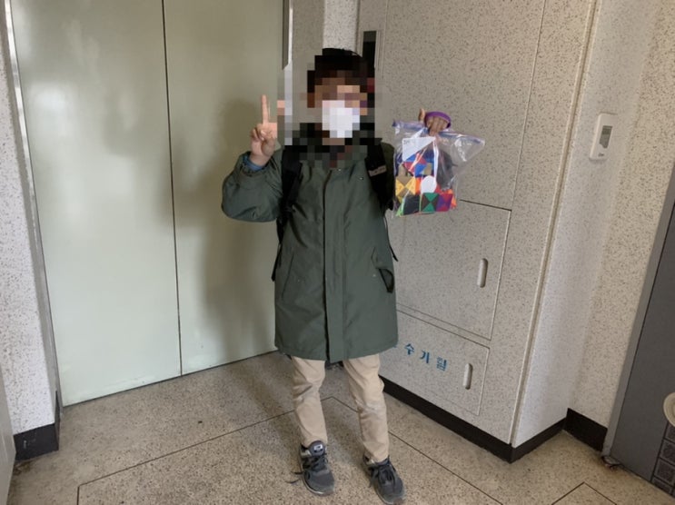 초3 아들과 딱지! 정말.. 딱지치기에 푹 빠져있는데 적당히... 했음좋겠어요 초3 아들과 딱지! 정말.. 딱지치기에 푹 빠져있는데 적당히... 했음좋겠어요