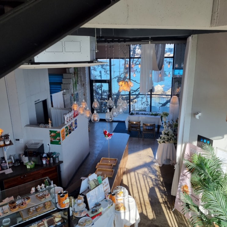  [내돈내산]포항 1박2일 가볼만한 곳 카페 파도 다녀왔습니다.
