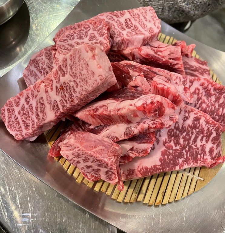  [홍대입구] 칠백식당 육즙가득했던 1++한우모듬