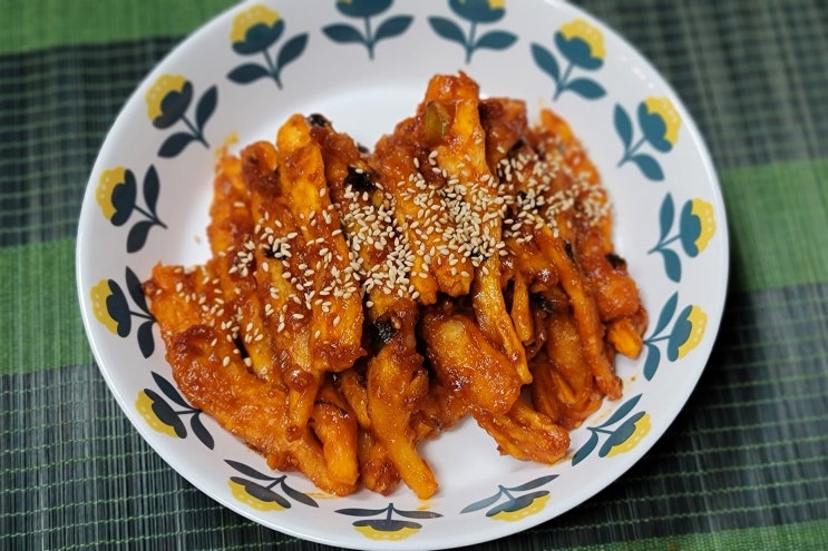  더덕으로 더덕고추장구이 만드는 방법 및 손질법