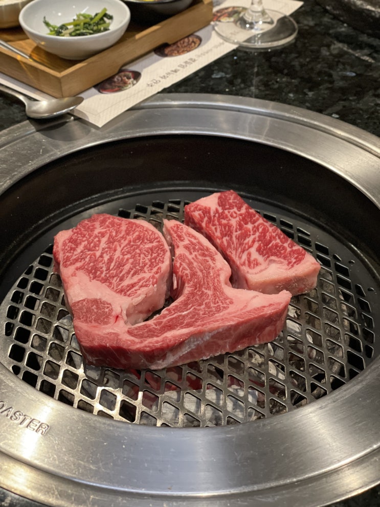  [논현/청담] 꽃등심과 한우차돌볶음밥이 맛있는 한우 맛집, "투뿔등심"