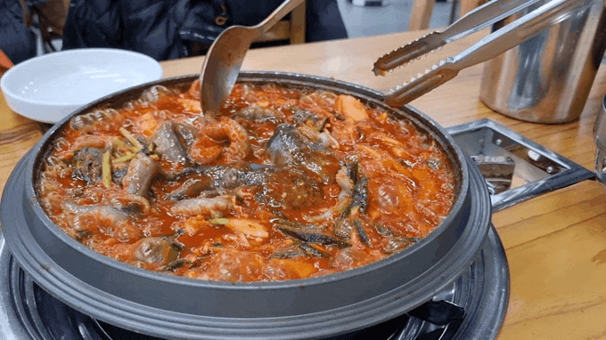  동탄 낙지전골 먹으러 빨간거짱구네 산낙지 살아있네!