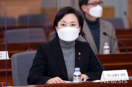  ‘집 팔라’던 김현미 前 장관, ‘부동산 투기 의혹’ 경찰 조사