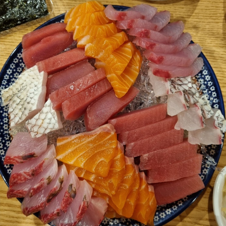  홍대 연어 무한리필 합정 연어촌 리얼 후기