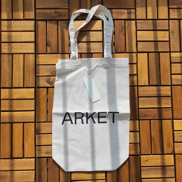  ARKET 캔버스 토트백/에코백 상세 리뷰 및 구매 후기(1021124-001)_ 더현대닷컴