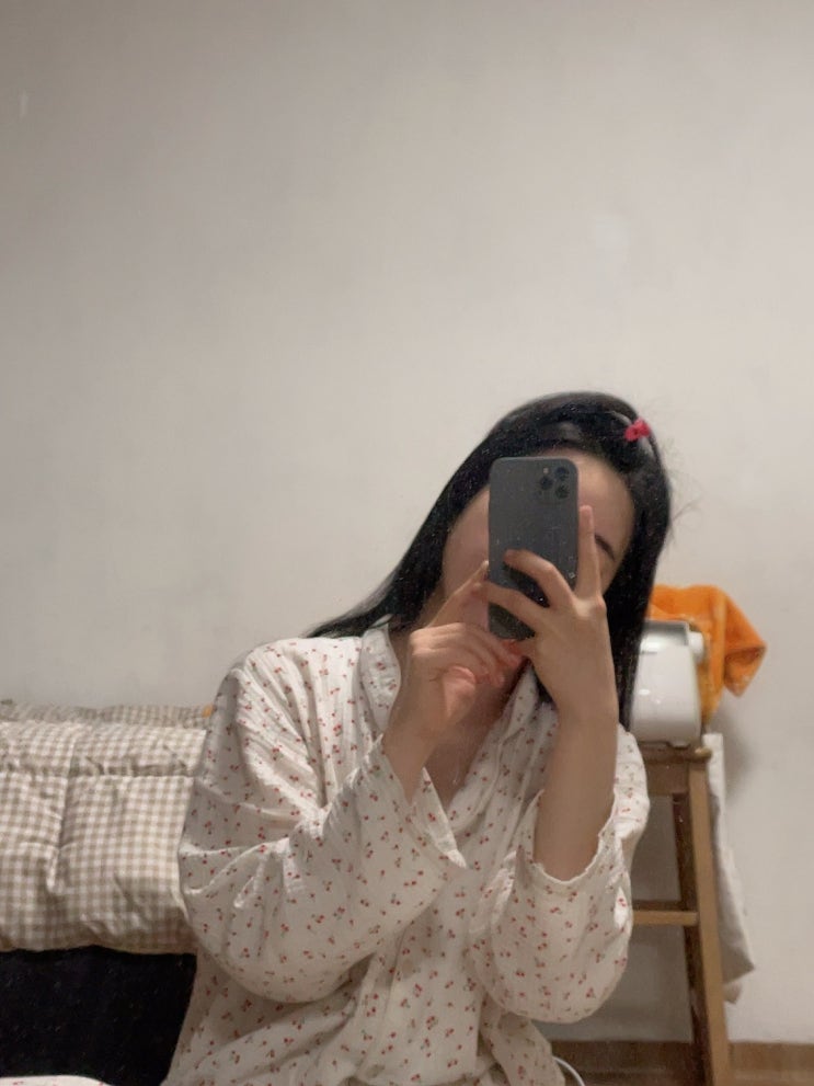  아이폰케이스쇼핑몰 계속 만지고 싶은 미친 촉감, 흑임자가 생각나는 데헷케이스