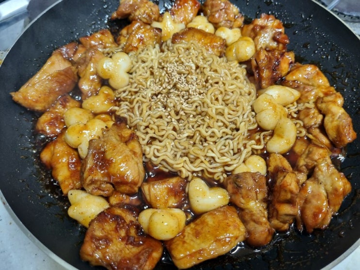  치킨 밀키트 바베큐 밀키트 캠핑요리로 딱이네