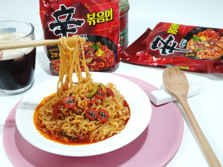  신라면 볶음면 후기 맵기 레시피 알아봐요