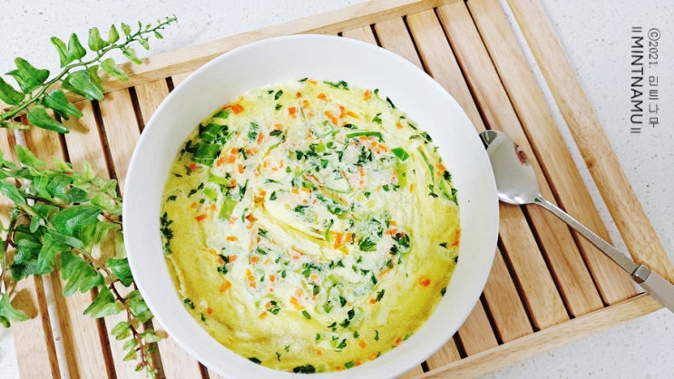 전자레인지로 계란찜 간단하게 만들기 부드럽고 촉촉한 달걀찜