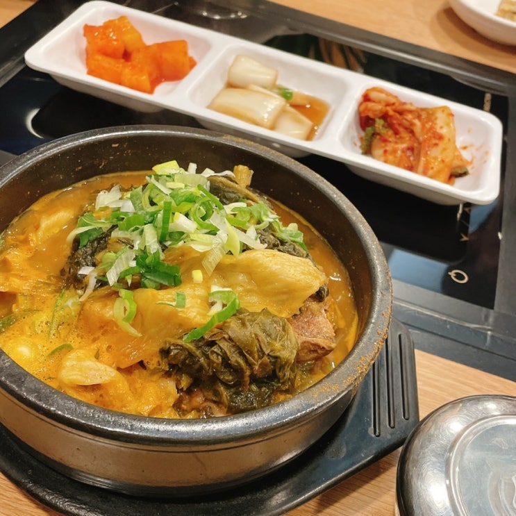  든든한 대구 두류공원 맛집 : 뼈큰 감자탕 두류공원점