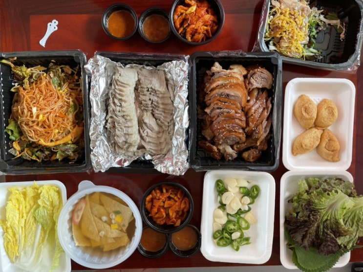  주말엔 배달음식으로 한끼 해결 "일품 바로족보 왕족발보쌈" (이음카드 포인트사용)