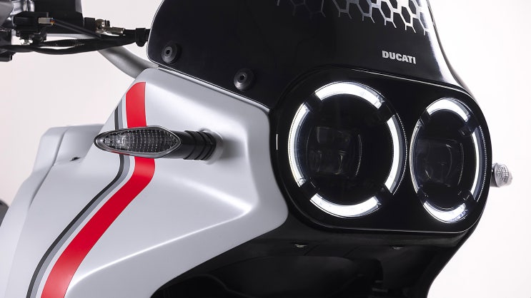  두카티 데저트 X "Dream Wilder" / Ducati Desert X / 2022 두카티 월드 프리미어 / New Model