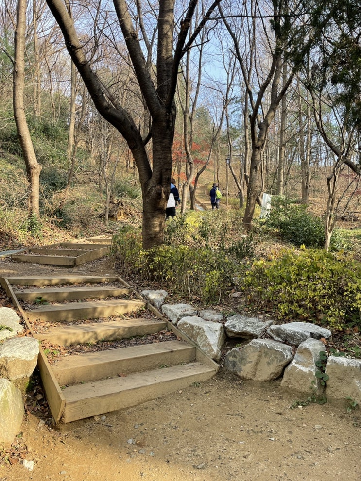  2021.12.06.Mon. 서래마을 몽마르뜨 공원 산책 데이트️