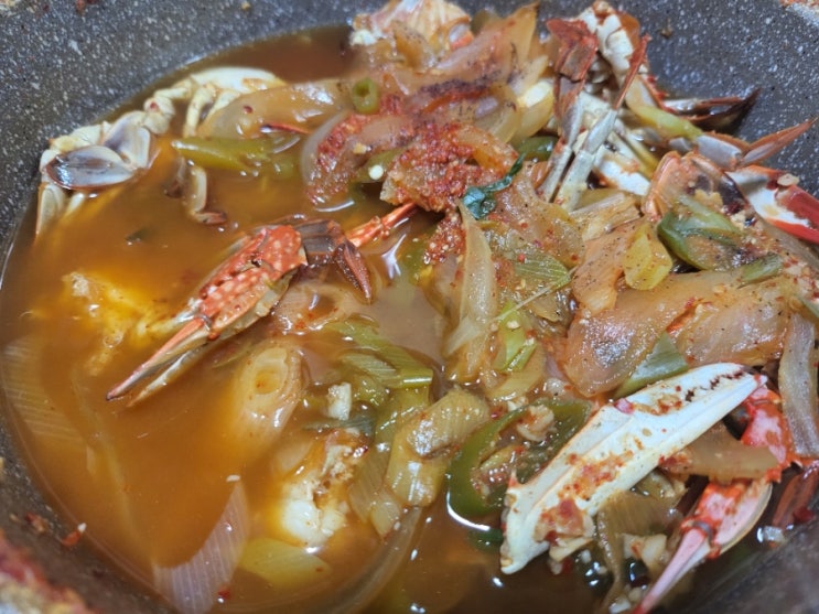  집에서 간편하게 만든 맛있는 꽃게탕