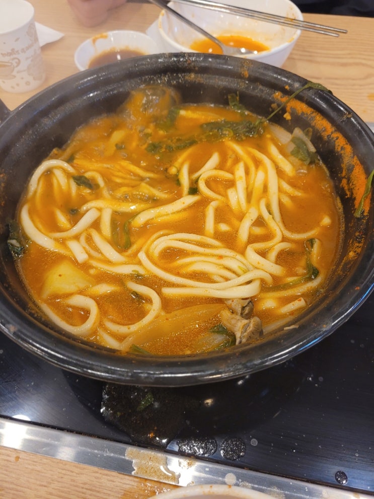  대구 서구청근처 칼국수 맛집 등촌샤브칼국수