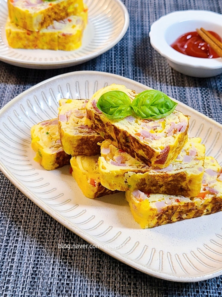 베이컨계란말이 무조건 맛있는 베이컨반찬 계란말이에 이건 꼭 넣으세요 베이컨계란말이 무조건 맛있는 베이컨반찬 계란말이에 이건 꼭 넣으세요