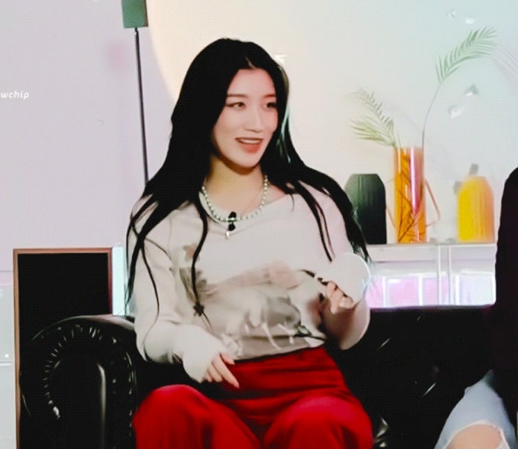  서로 닮은 케이데이 아이엠