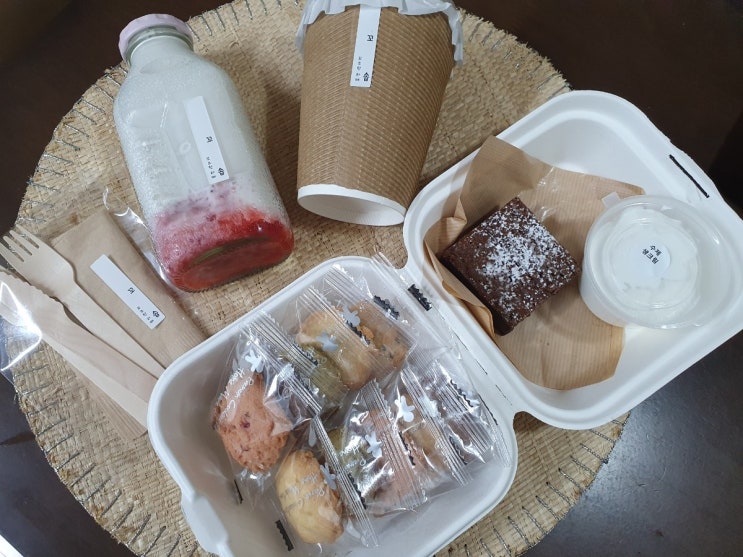  꼬솝_정자역 테이크아웃 전문 수제디저트카페
