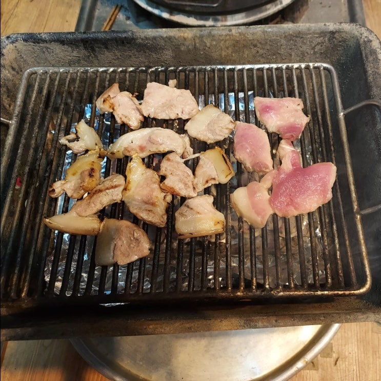 캠핑 숯 추천 홍탄으로 시골에서 고기 구워 먹어요