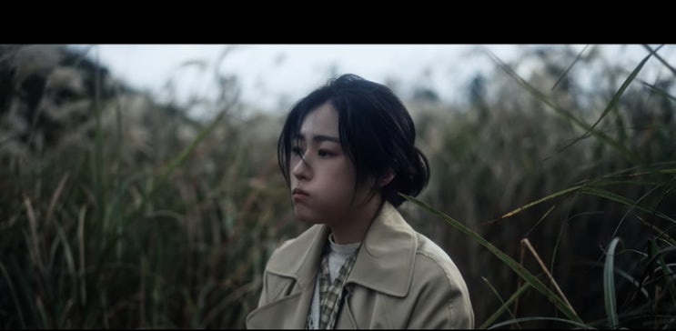  [MV] 송이한 _ 추억에 묻어둔 채 살아갈게 [뮤비/가사/듣기]