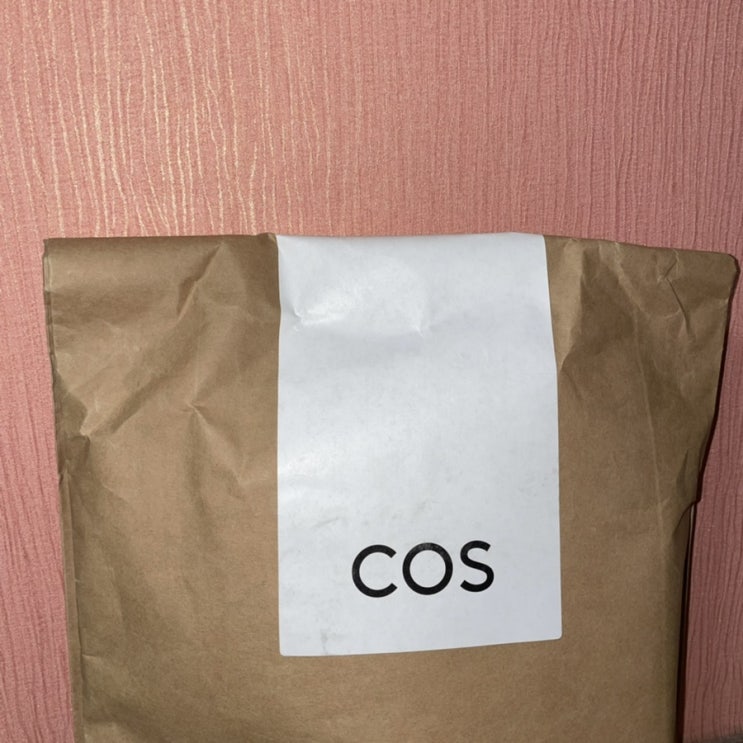 COS,테이퍼드 하이라이즈 진 #라이트블루 26