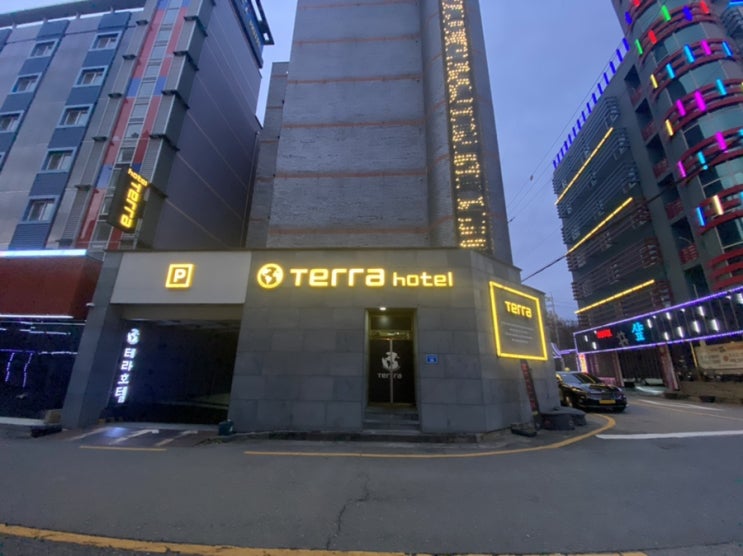  전주 덕진구 테라호텔 (아중리에 인접)