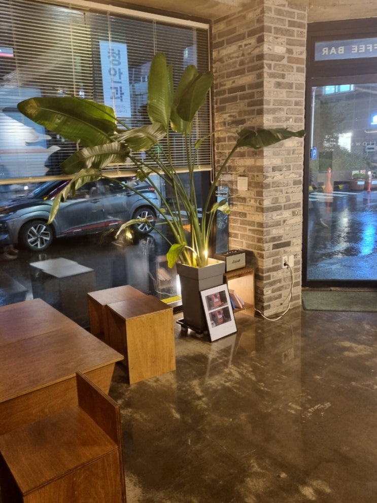  [서울 관악구] 슬로우모션 : 서울대입구역 분위기 좋은 카페