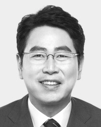 기자 매수 <b>논란</b>' 전봉민·<b>윤상현</b> 조직<b>위원장 임명</b> 보류