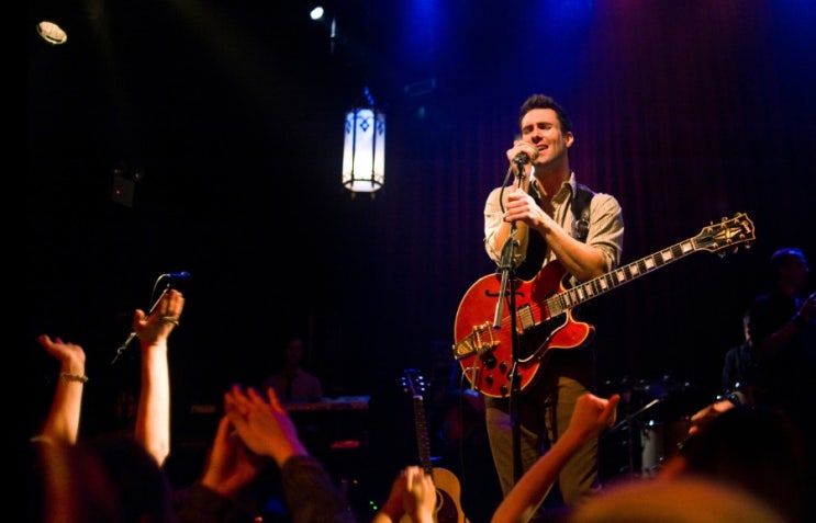  영화 Begin Again OST  Adam Levine.  Lost Stars 가사 해석